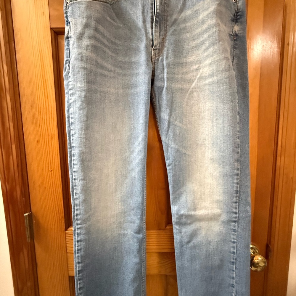 Levi's Men's Faded Blue Straight Jeans 34/30
